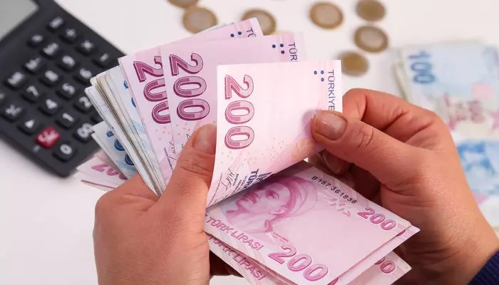 Uzun Bekleyişin Sonucu: EYT Yasası Yürürlüğe Girdi, Ancak Mini EYT Paketi Gündemde!